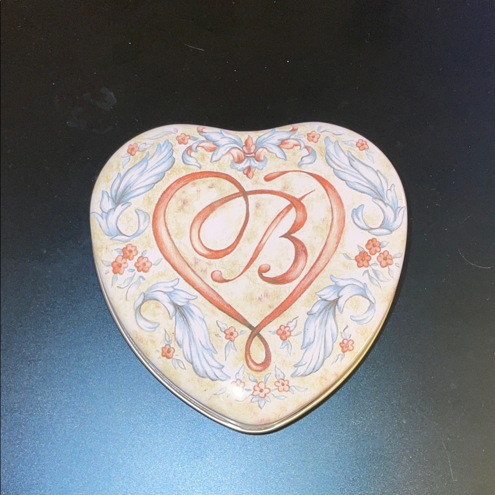Brighton Vintage Heart Tin